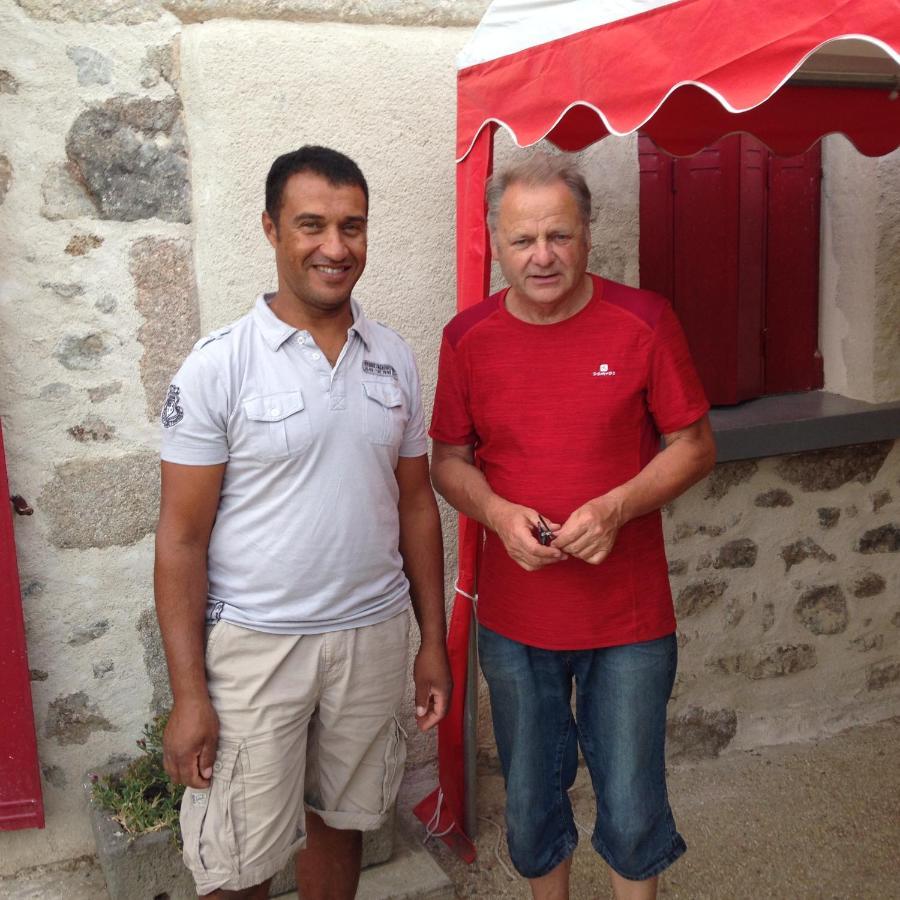 Bed and Breakfast Les Maitres Sonneurs Huriel Zewnętrze zdjęcie
