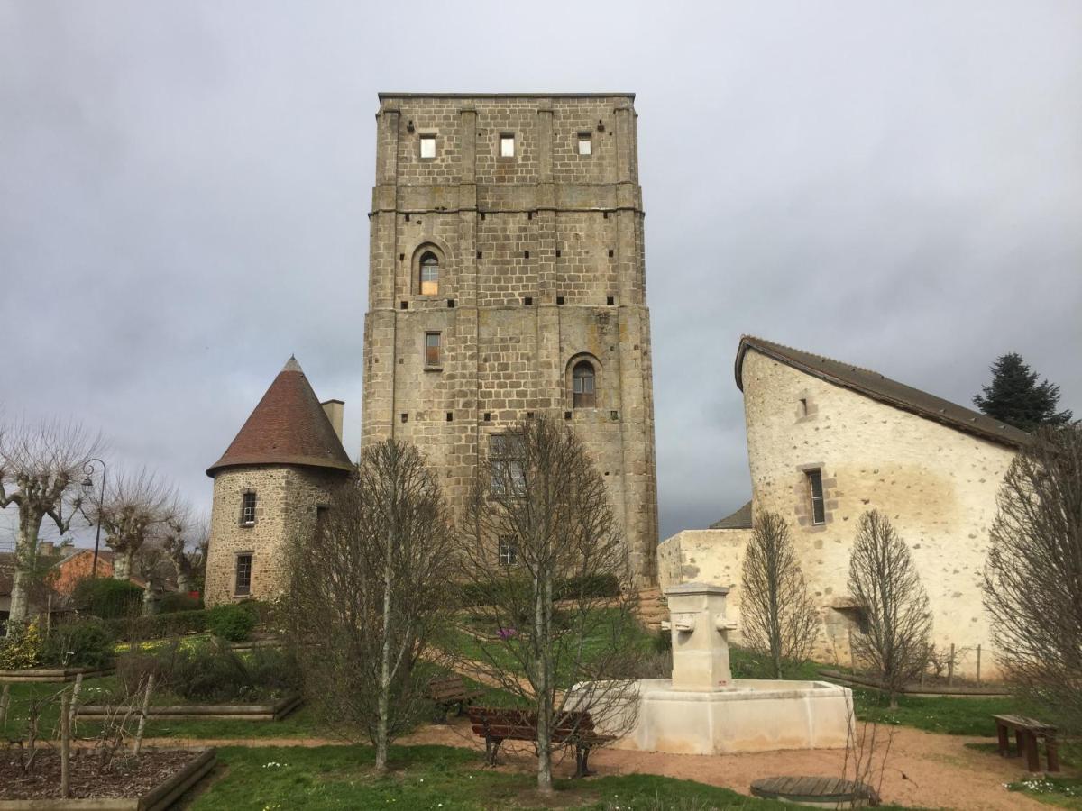 Bed and Breakfast Les Maitres Sonneurs Huriel Zewnętrze zdjęcie