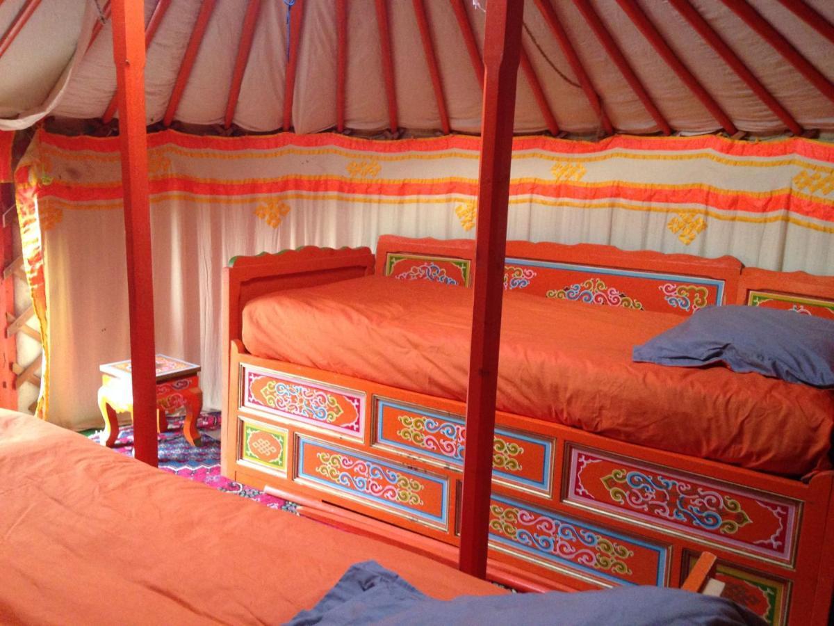 Bed and Breakfast Les Maitres Sonneurs Huriel Zewnętrze zdjęcie